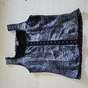 Party top black and gray